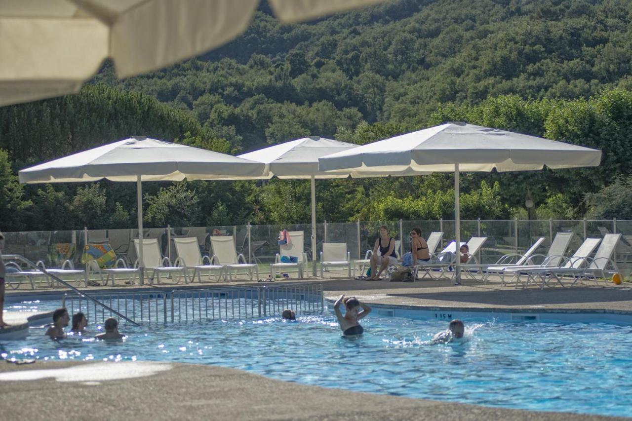 Saint-Donat-sur-lʼHerbasse Chateau De Collonges מראה חיצוני תמונה
